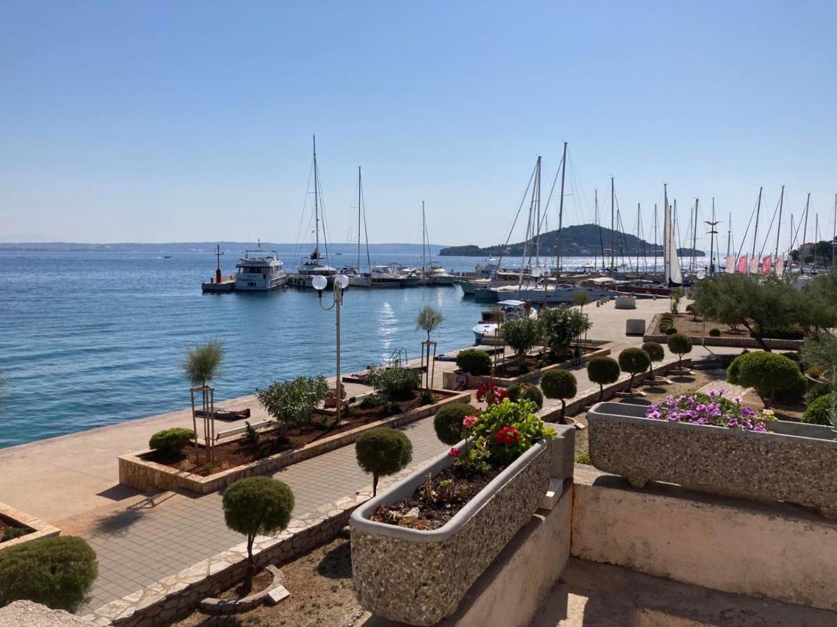 Apartment Sea View Preko Exterior photo